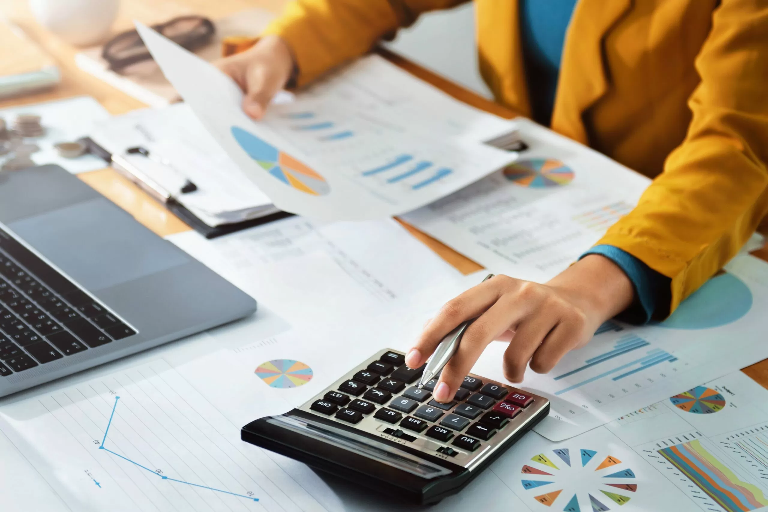 نکات کلیدی برای مدیریت مالی کسب و کارهای کوچک 3 بهینهسازی مالیات و مدیریت بدهیها